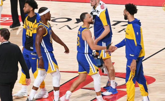 年薪5413万，意外成交易筹码！加盟勇士后状态下滑，你确实该离开