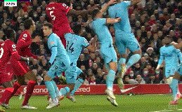 1639688700362027001.gif 完美对战平台下载-【英超】若塔+萨拉赫反超 阿诺德世界波 利物浦3比1